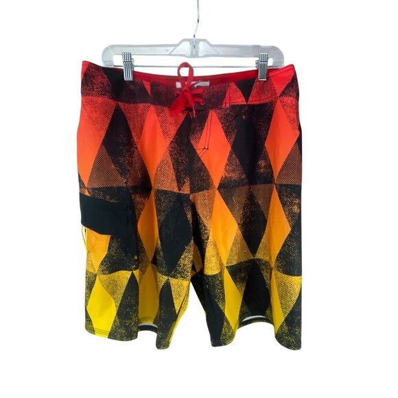 Quiksilver Men’s Swim Board Shorts Size 32 Red Yellow Geometric Print Surfwear D - Picture 1 of 8